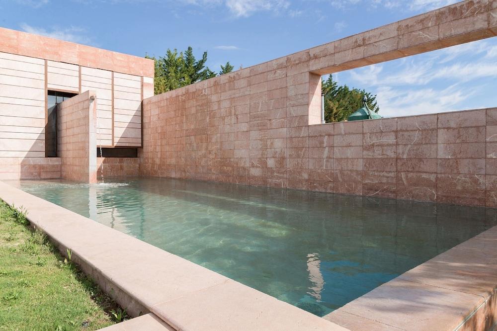 Hotel Spa La Romana, The Originals Relais Екстер'єр фото