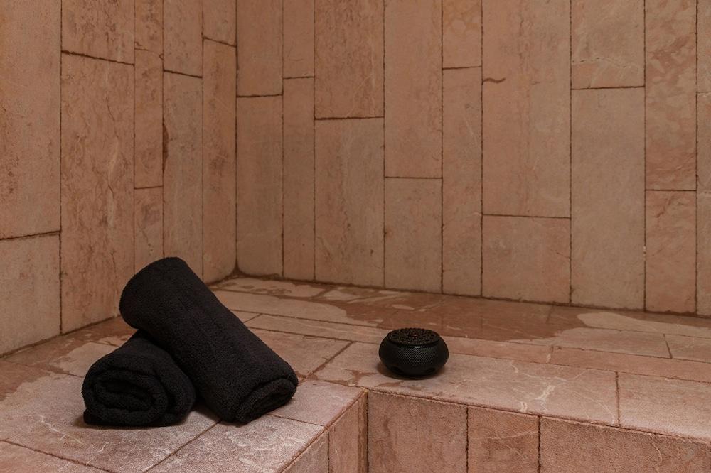 Hotel Spa La Romana, The Originals Relais Екстер'єр фото