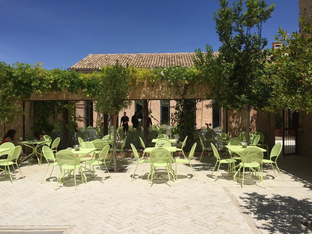 Hotel Spa La Romana, The Originals Relais Екстер'єр фото
